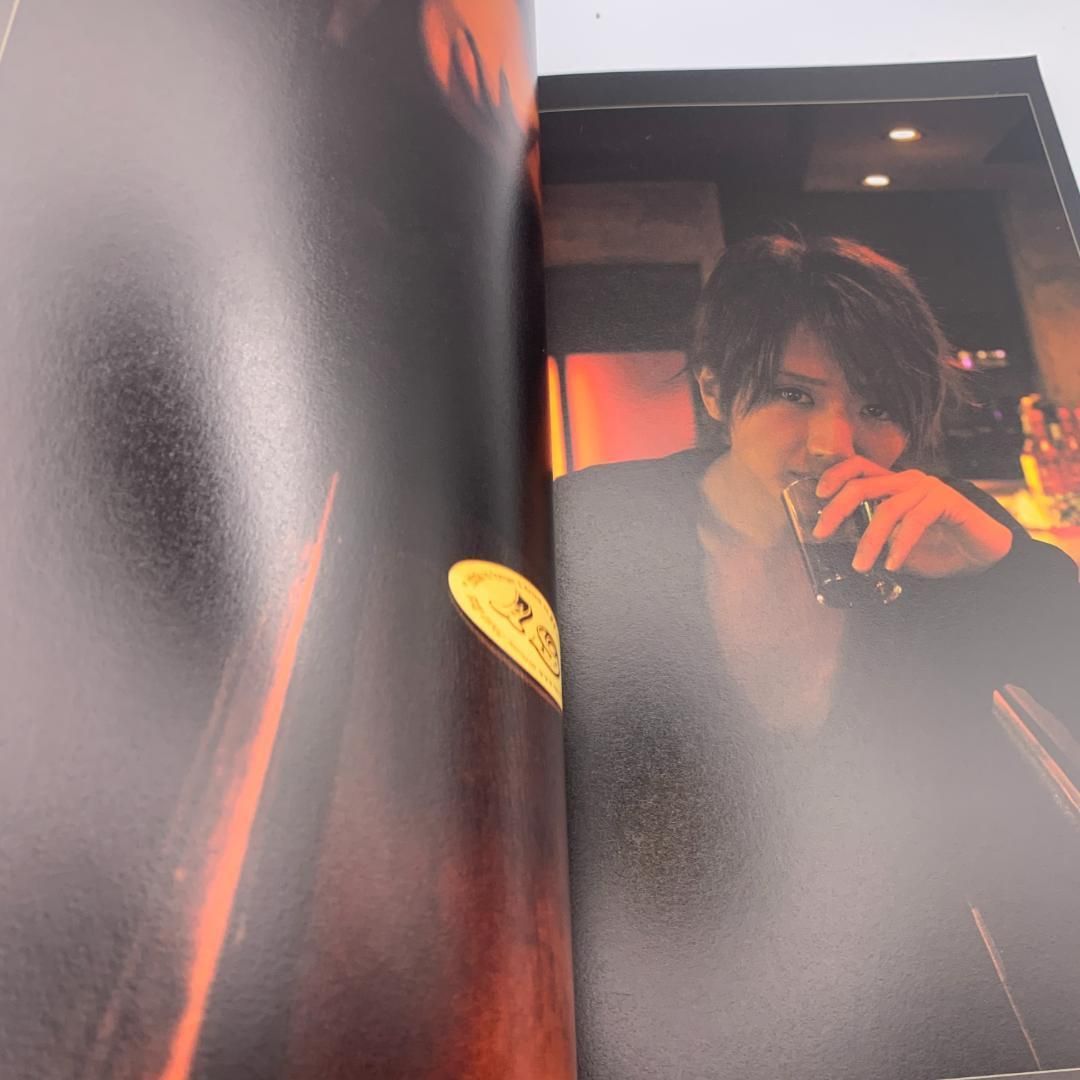 写真集】初版：AAA 西島隆弘 Nissy セカンド写真集 24 - メルカリ