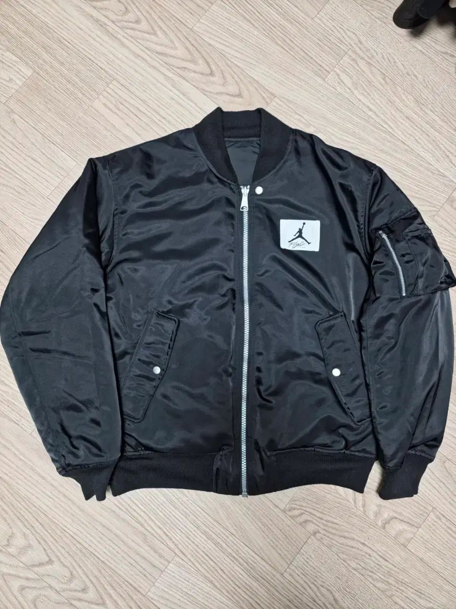 JORDAN スタジャン風ジャケット リバーシブル ジョーダン アウター JORDAN スタジャン風ジャケット リバーシブル ジョーダン アウター