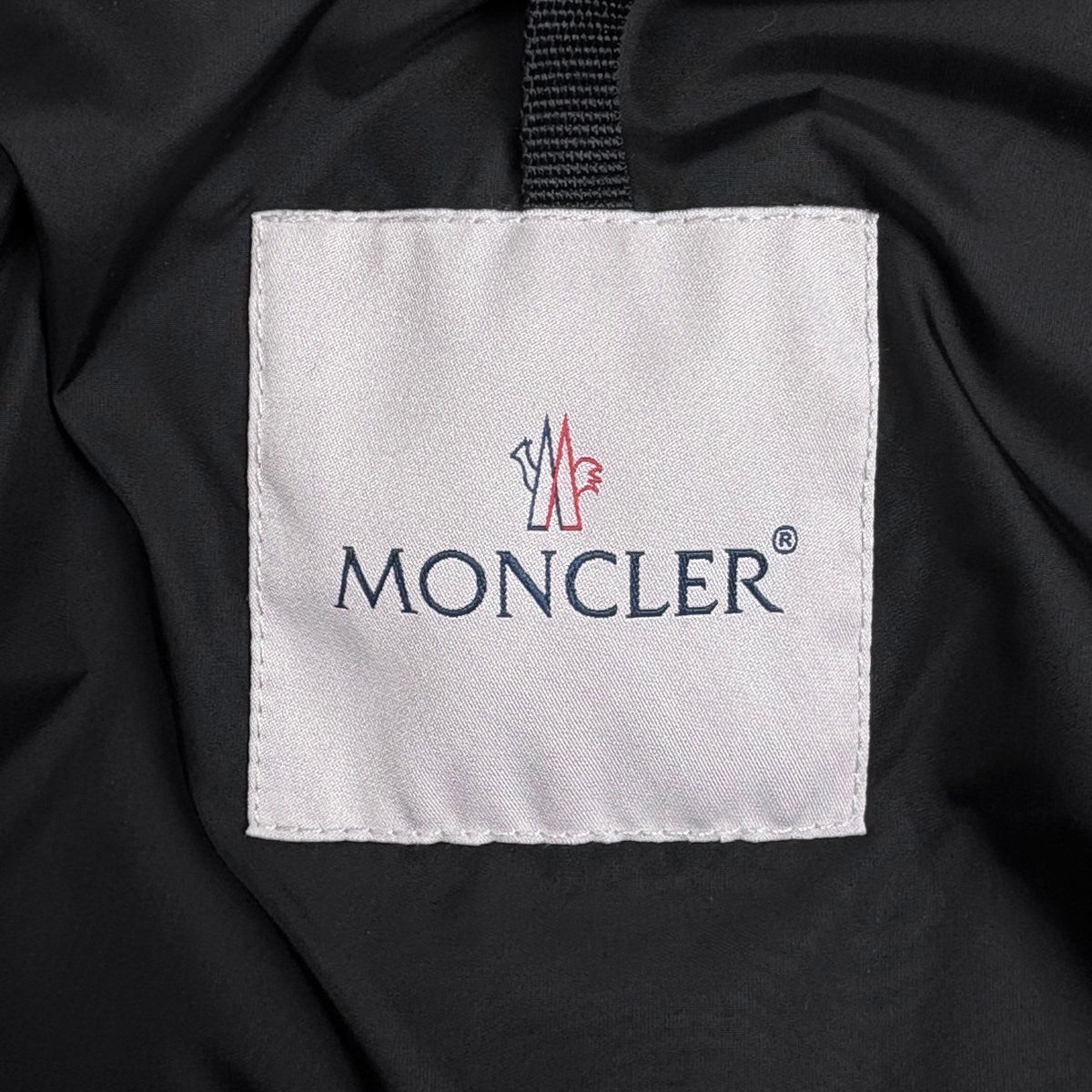 モンクレール MONCLER フーディ ダウンコート TINUVIEL ベルト ファー 