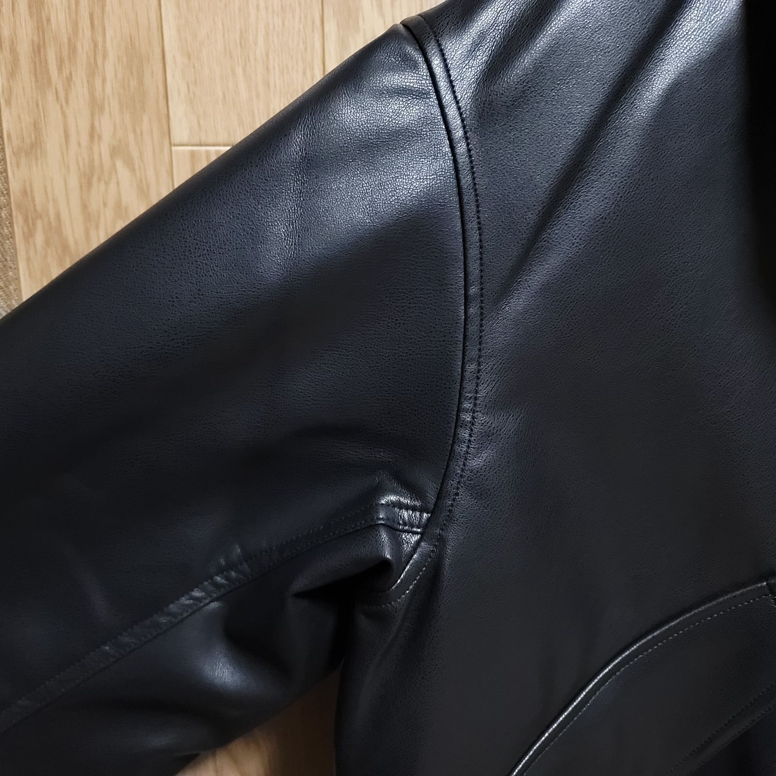 XLサイズ】GU ウォームパデッドフライトジャケット ブラック - メルカリ