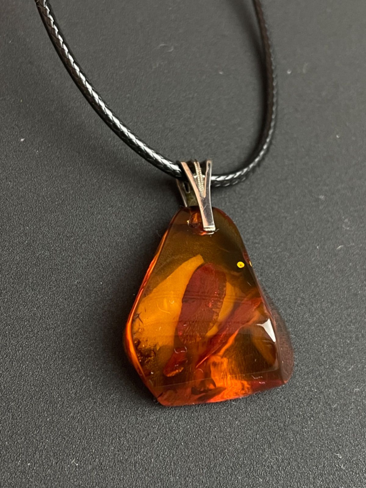 極美品】ヴィンテージ 天然バルト海産琥珀 アンバー ペンダントトップ