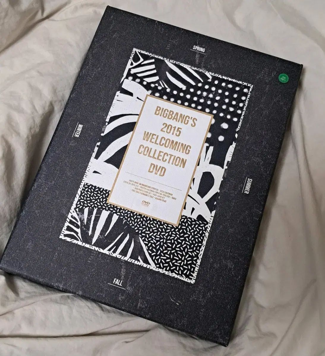 BIGBANG 2015 WELCOMING COLLECTION DVD 出品 - メルカリ