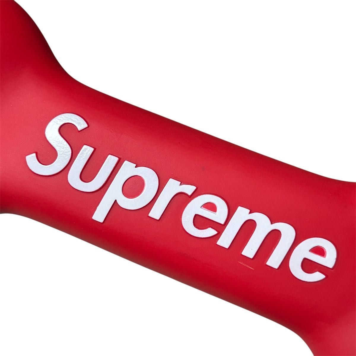 シュプリーム supreme dog bone ドッグボーン 犬 おもちゃ - メルカリ