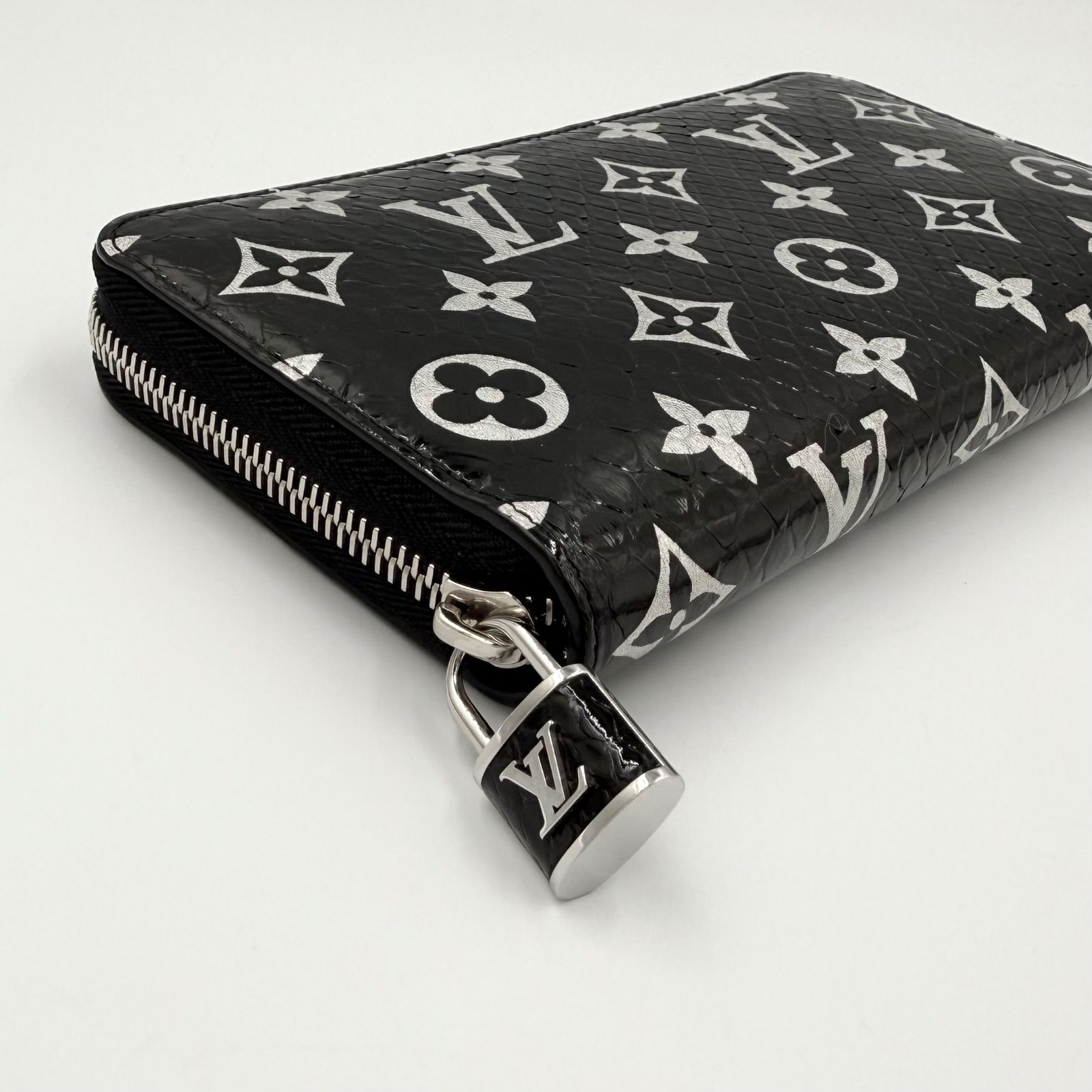 ルイヴィトン ジッピーウォレット N96955 モノグラムエキゾチック