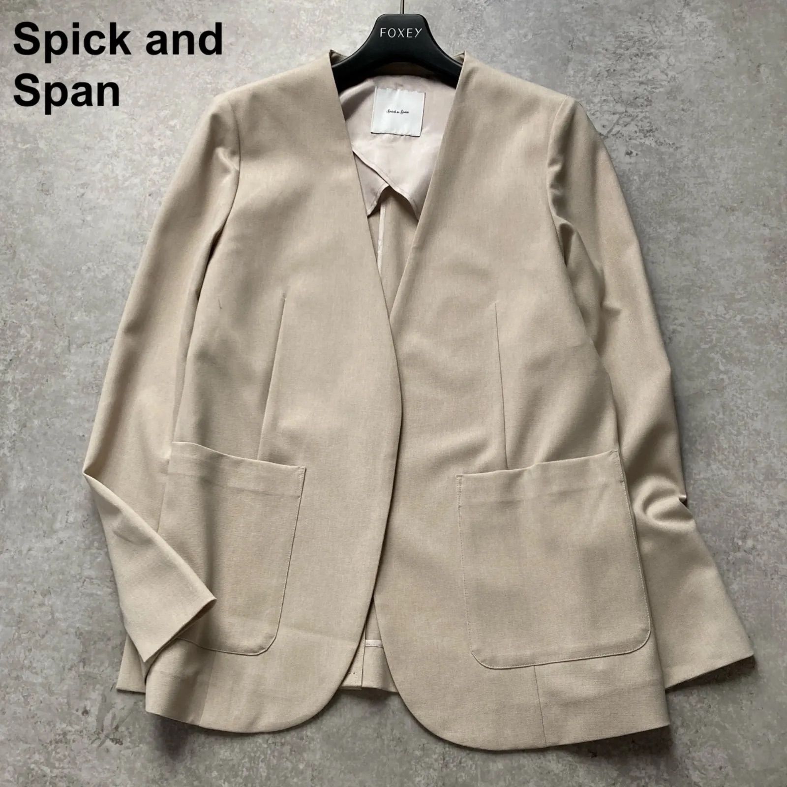 美品 スピック＆スパン Spick and Span ノーカラージャケット カラー