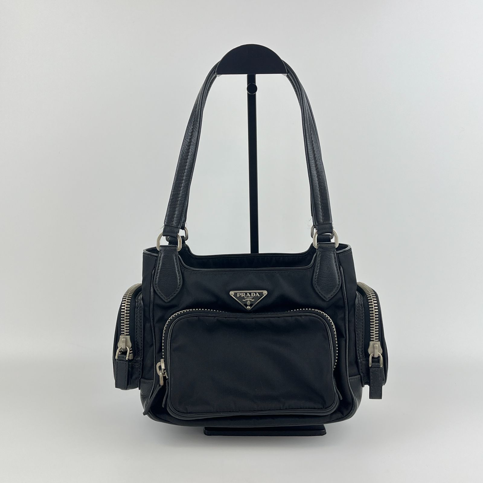 中古】PRADA プラダ ショルダーバッグ ブラック ナイロン レザー 