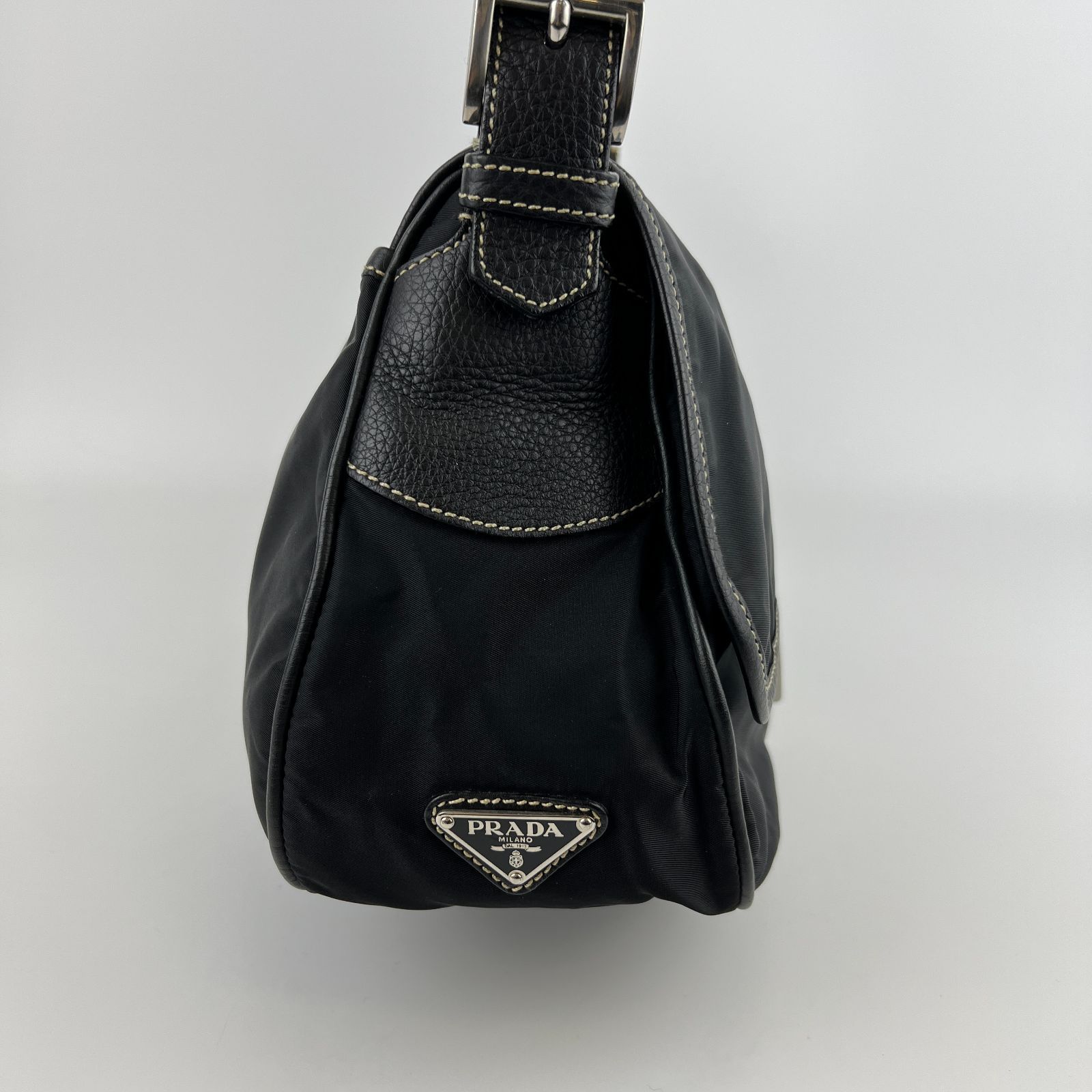 中古】PRADA プラダ ショルダーバッグ ブラック ナイロン レザー  