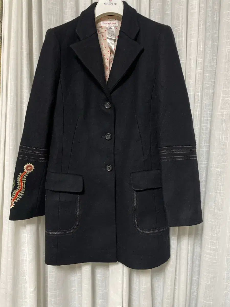 クリスチャンラクロワ　フランス製　テーラードジャケット　ジャケット　ブラック　黒 クリスチャンラクロワ ブラック ジャケット 40サイズ - メルカリ