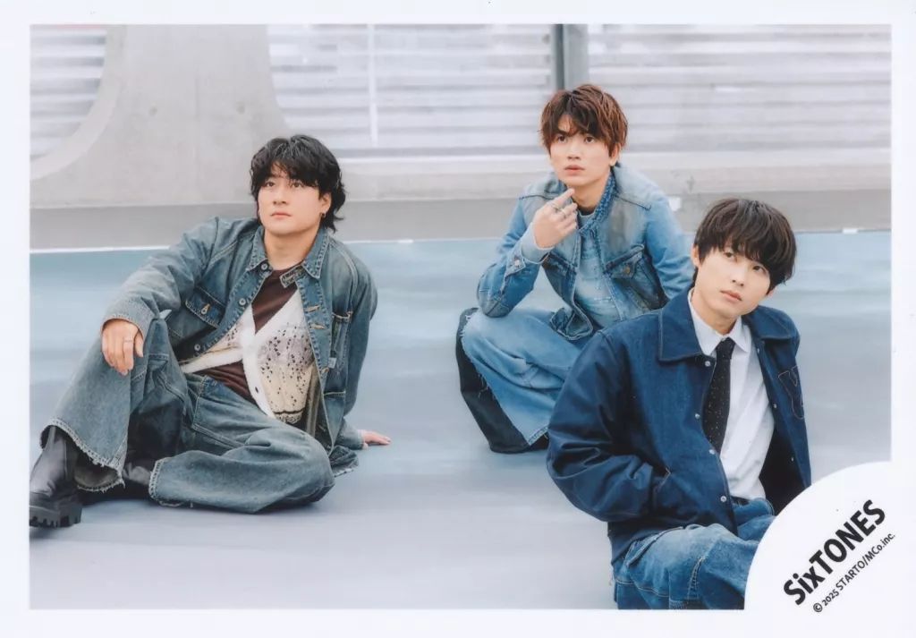 中古】生写真(STARTO) SixTONES/松村北斗・高地優吾・森本慎太郎/横型