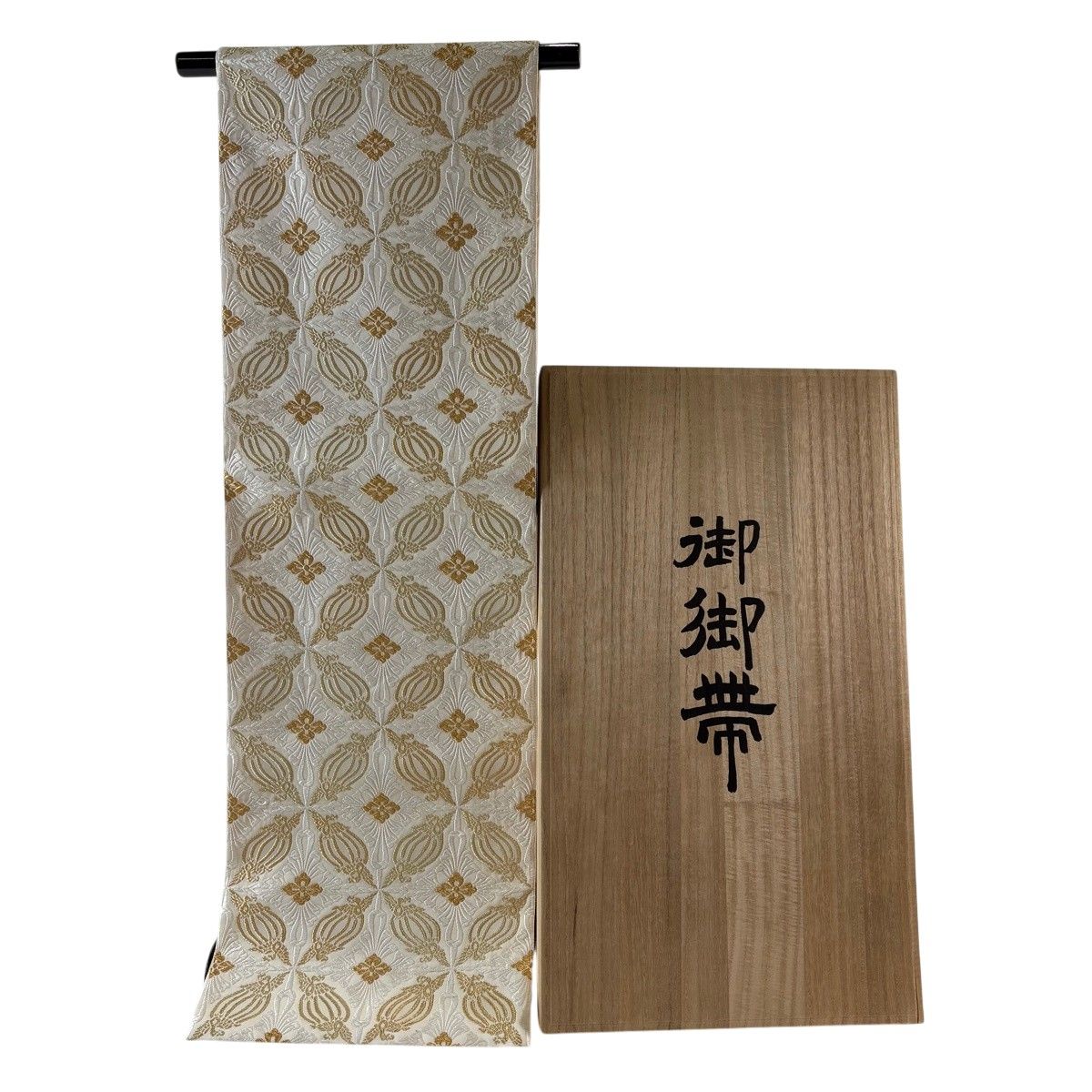 美品】 袋帯 逸品 山口美術織物 落款 共箱付き 証明書付き 有職鳥?文