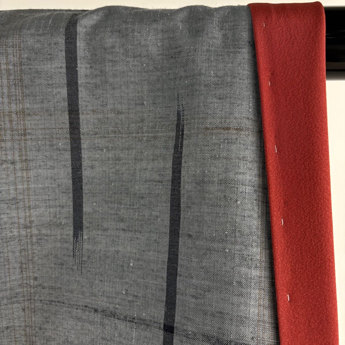 美品】 紬 身丈154cm 裄丈63cm S 袷 バチ衿 草木染別誂郡上紬 幾何学