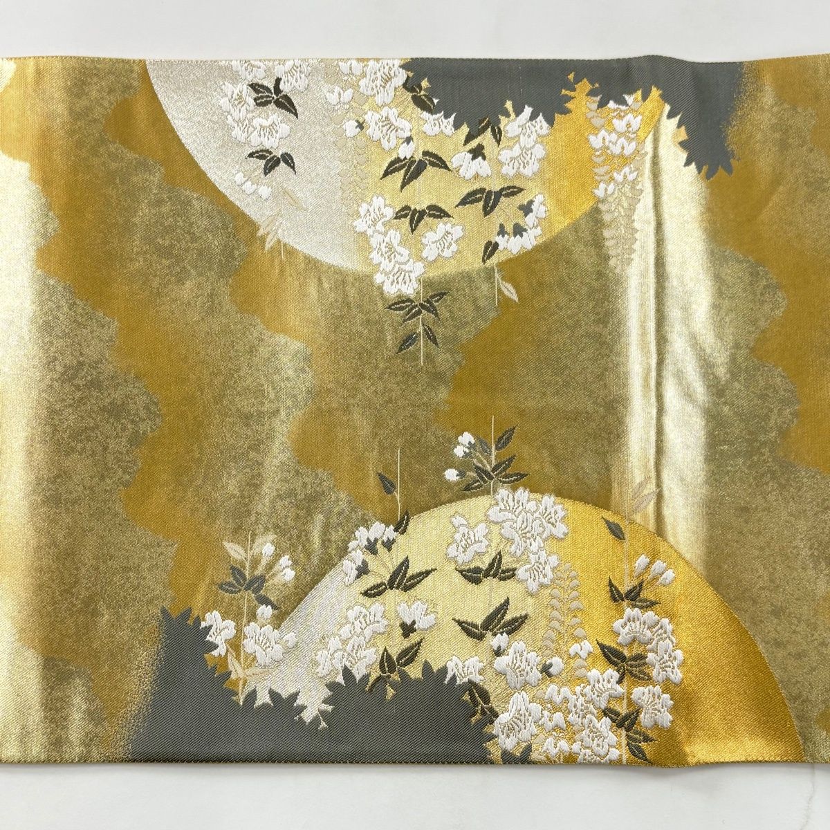 A 195袋帯　大太鼓 本金箔 金銀糸　松と花柄　正絹 美品着物 美品 袋帯 逸品 花鳥 花菱 綴織 金銀糸 ベージュ お太鼓柄 正絹 中古