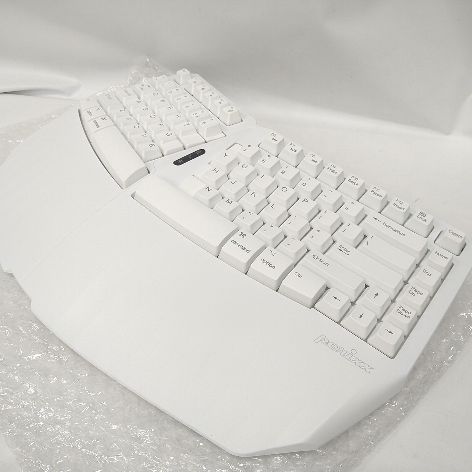 【中古／動作確認済み】Perixx(ペリックス) PERIBOARD-613W ミニエルゴノミクスキーボード