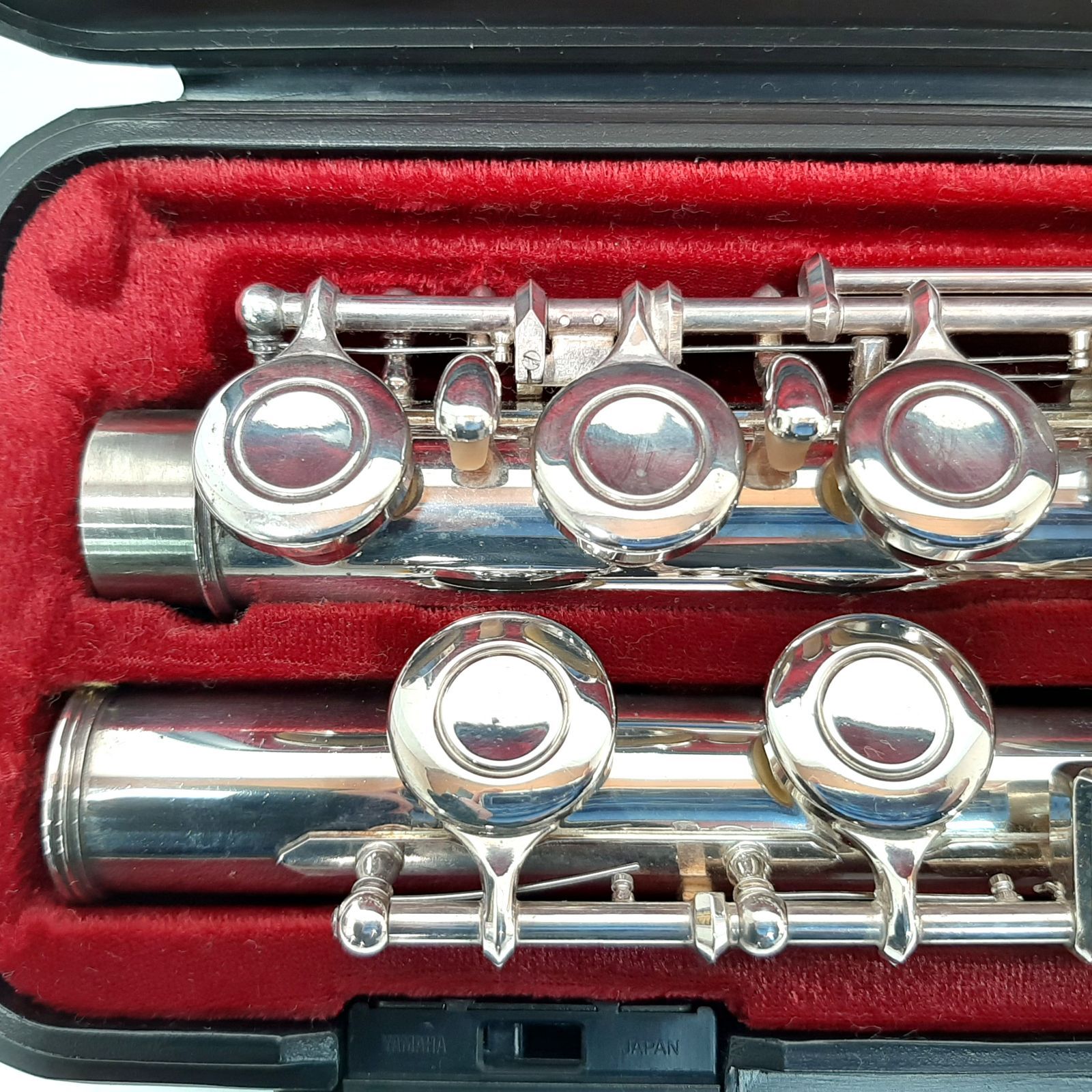 YAMAHA YFL-211S Eメカ ヤマハ フルート ソフトケース付き 220172