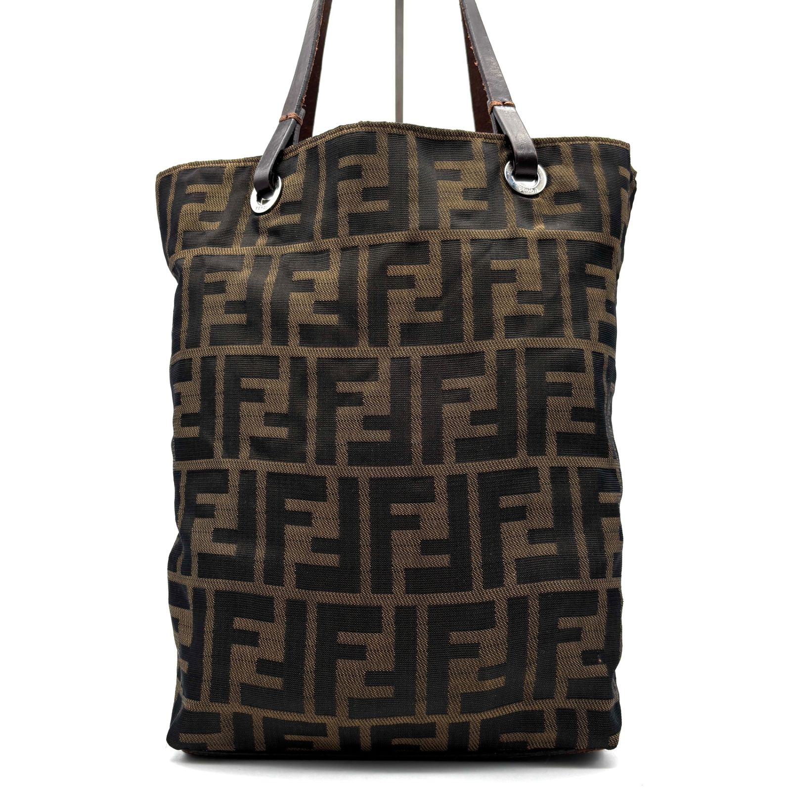 正規品・廃盤 FENDI フェンディ ハンドバッグ トートバッグ ズッカ