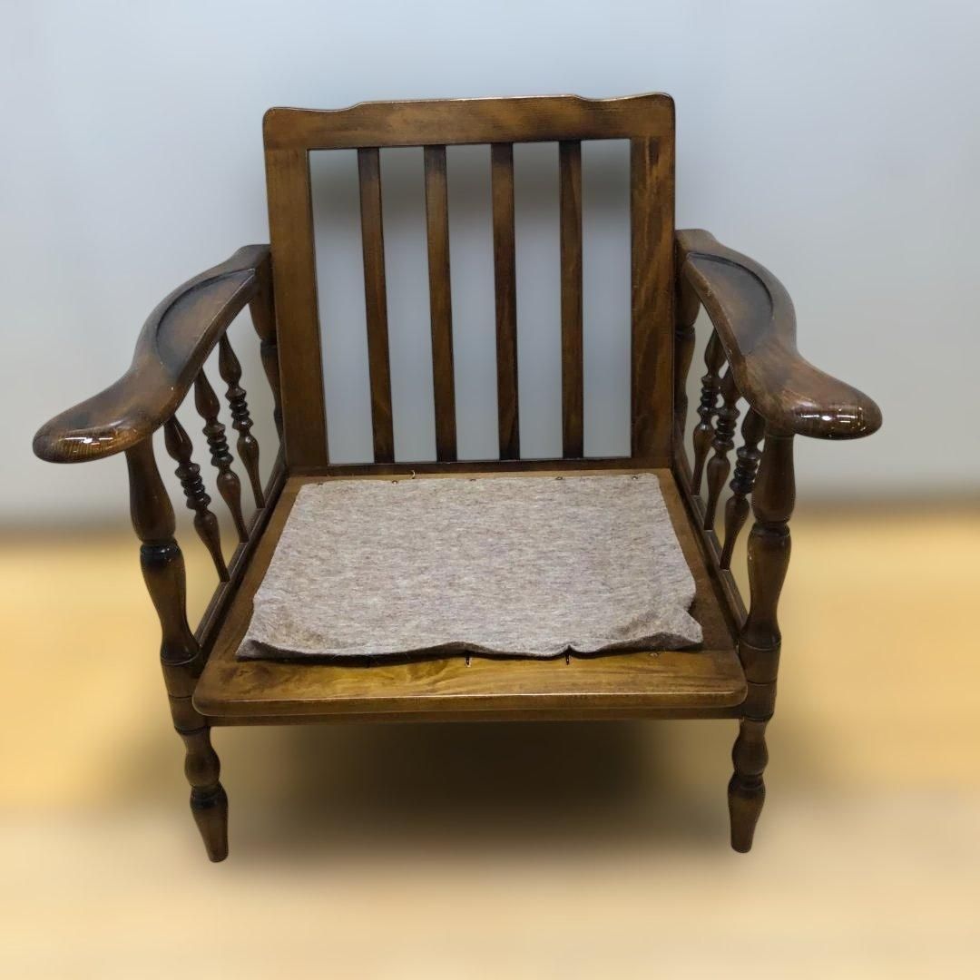 カリモク アームチェア 木製 肘付き ダイニングチェア レトロ