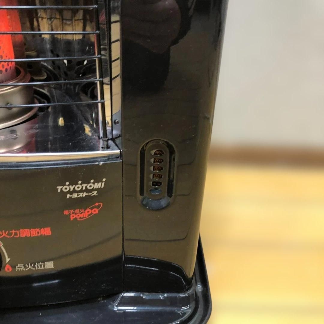 トヨトミ RSX-230 石油ストーブ 2019年製 日本製 反射式 2.25kW 電池