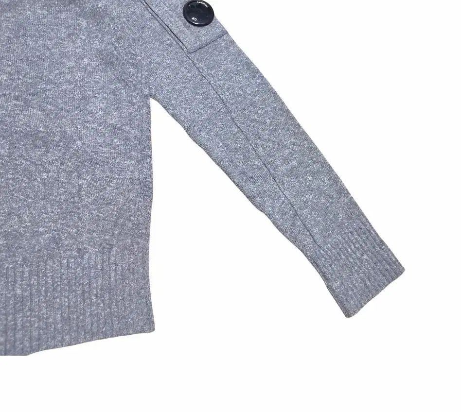 正規品 C.P. COMPANY シーピーカンパニー ニット 48 / 95 サイズ