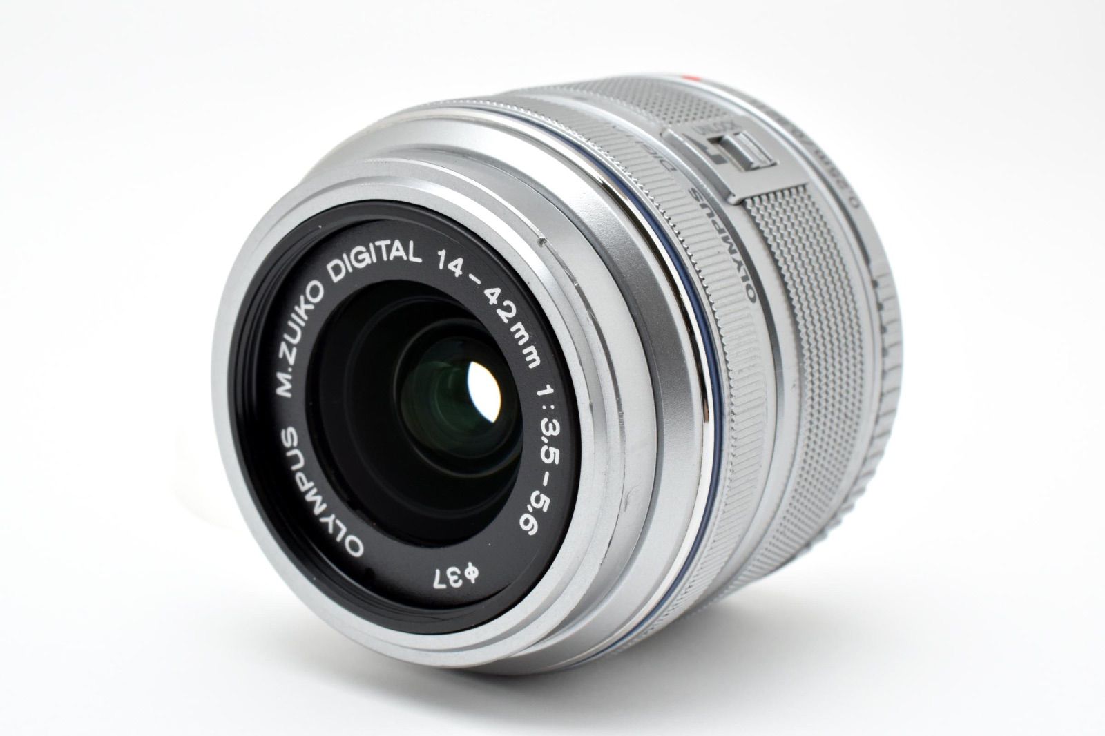OLYMPUS M.ZUIKO DIGITAL 14-42mm Ⅱ シルバー M.ZUIKO DIGITAL 14-42mm F3.5-5.6 II R [シルバー] 中古価格比較