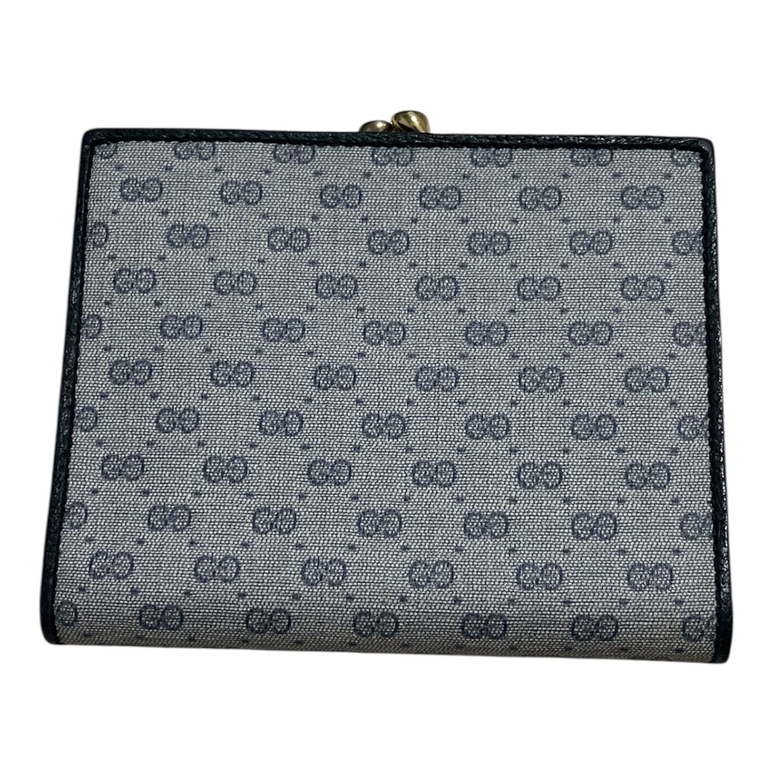 GUCCI グッチ 二つ折り財布 GG柄 ネイビー レザー 【NE1】 - メルカリ