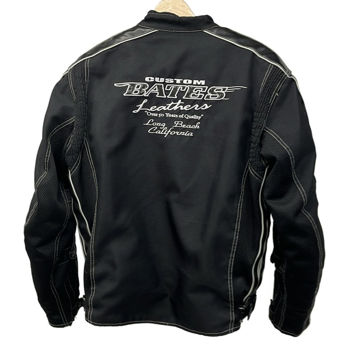 BATES(ベイツ) ブルゾン サイズXL メンズ美品 - 黒×白×マルチ 長袖