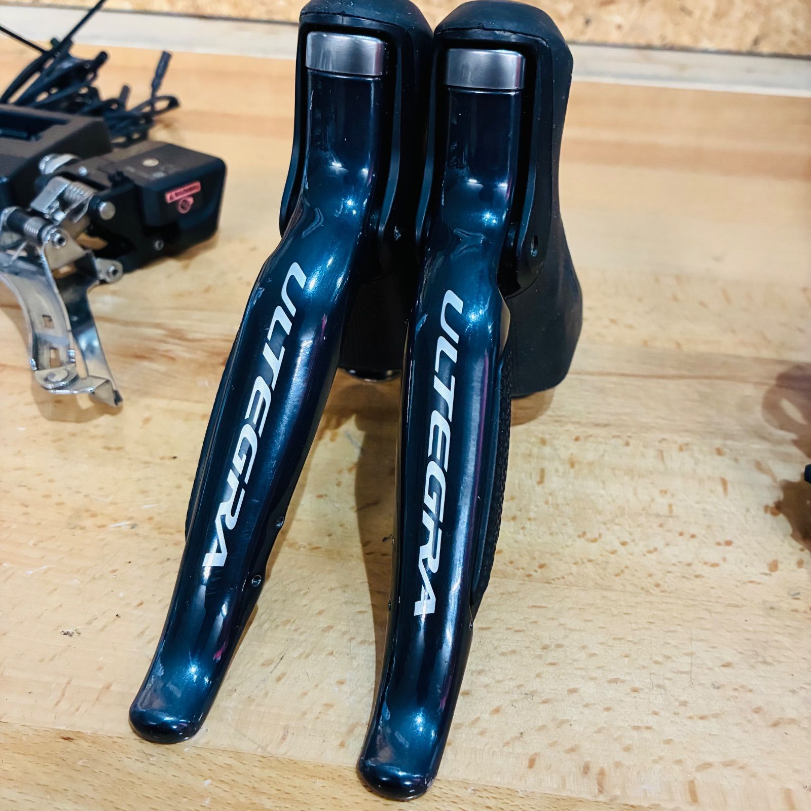 良品】 シマノ アルテグラ Di2 6870 2×11s グループセット SHIMANO