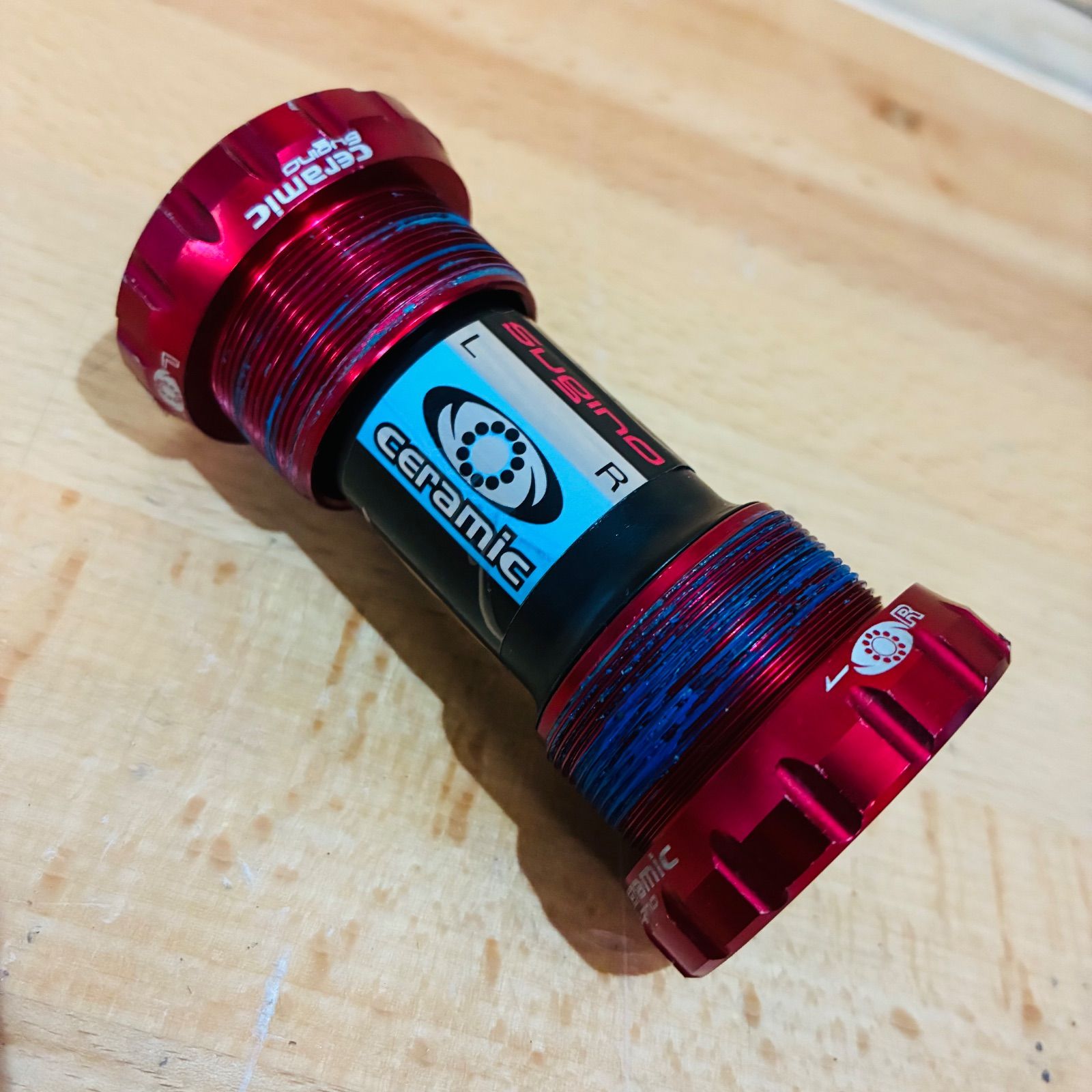 中古】 SUGINO ceramic ネジ切り ボトムブラケット BSA JIS BC1.37×24T