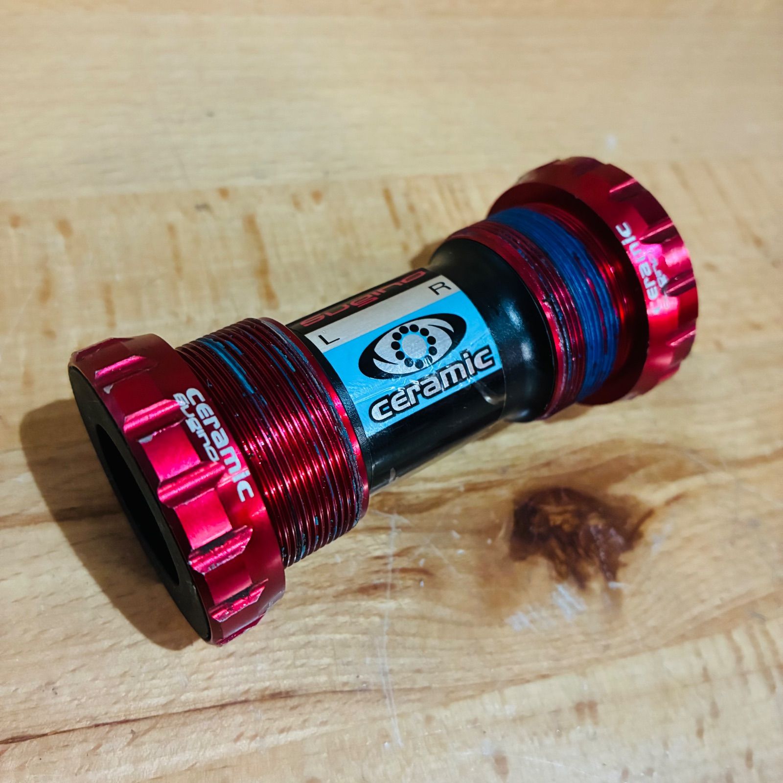 中古】 SUGINO ceramic ネジ切り ボトムブラケット BSA JIS BC1.37×24T