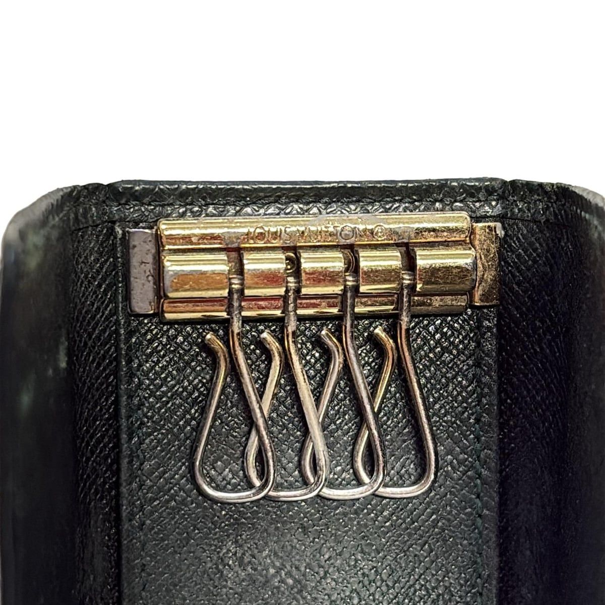 新品同様❗️ ルイヴィトン　タイガ　キーケース　アカジュー　ミュルティクレ4 LOUIS VUITTON（ルイ・ヴィトン） キーケース ミュルティクレ 4 M30522