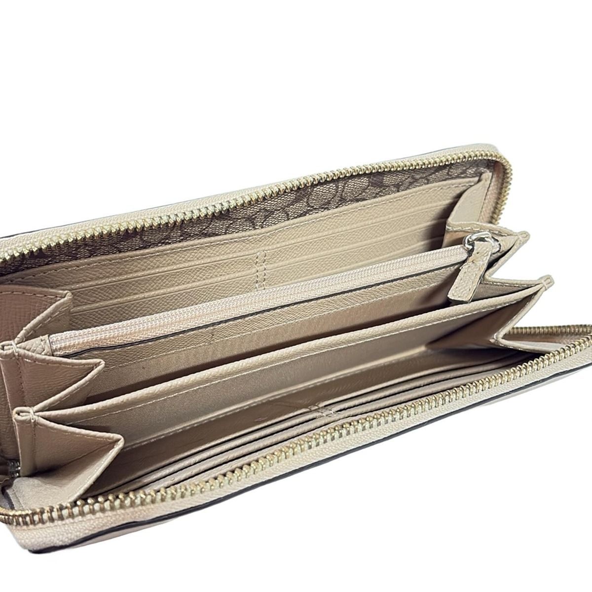 COACH(コーチ) 長財布 - F52648 ベージュ レザー - メルカリ