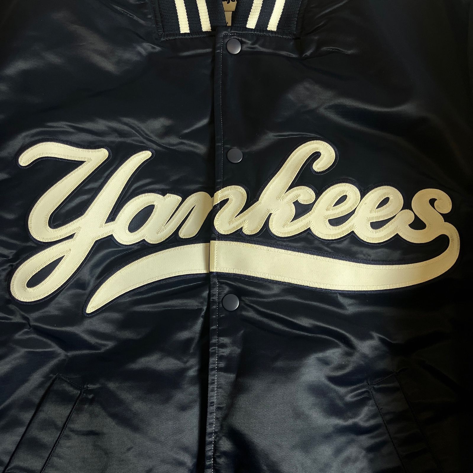00s Majestic New York Yankees ナイロンスタジャン デッドストック】Majestic New York Yankees ナイロンスタジャン L