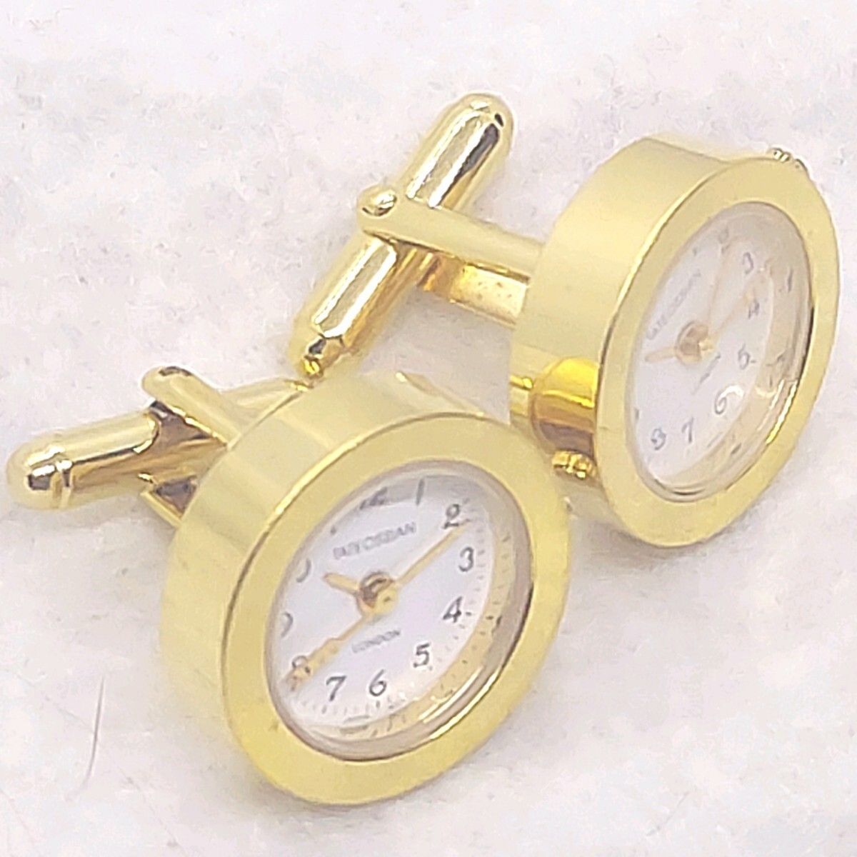 【ヴィンテージ】タテオシアン 時計カフス（TATEOSSIAN）28年前 タテオシアン TATEOSSIAN 時計型カフス ゴールドカラー カフリンクス