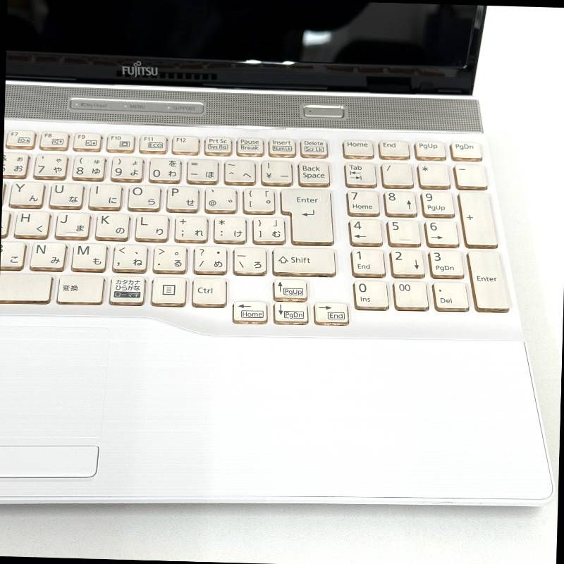 整備済み品】富士通/ノートパソコン/Windows11/第8世代/Corei7/メモリ