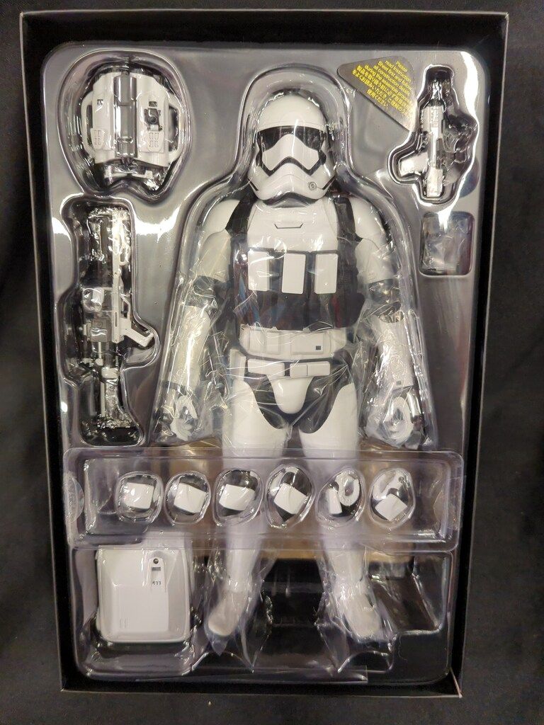 HOTTOYS MOVIE MASTERPIECE FIRST ORDER STORMTROOPER / JAKKU MMS333