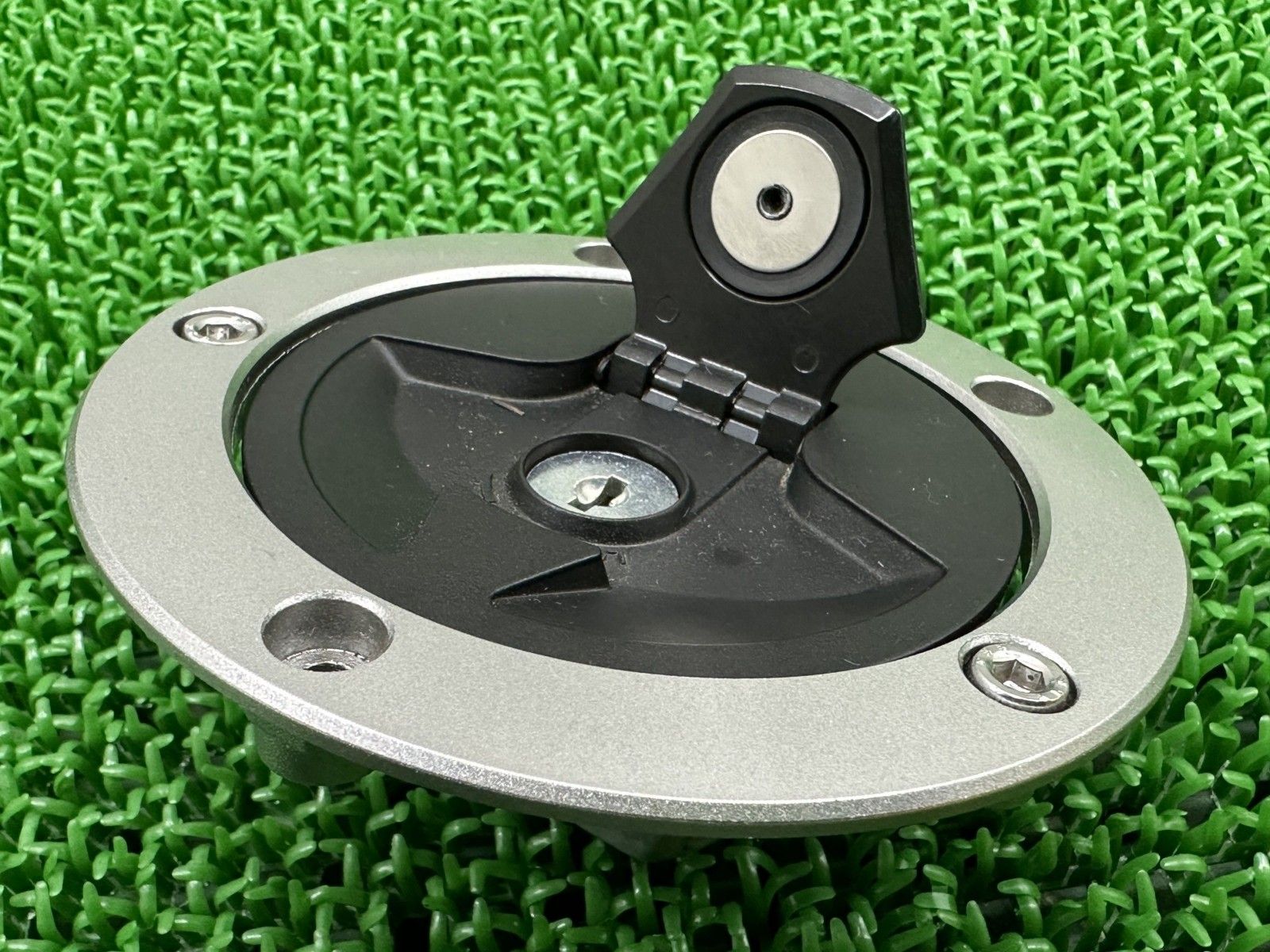 カワサキZRX1200DAEG ZRX1200ダエグ ガソリンタンク 純正品 ZRX1200 DAEG 2012(ZR1200DCFA) 純正フューエルタンク / ZRX1200 DAEG