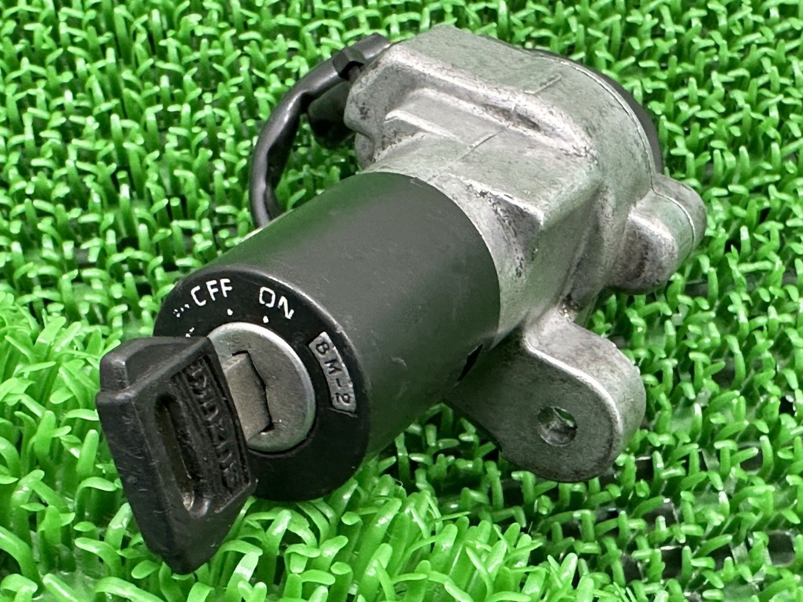 GSX400インパルス メインキーシリンダー スズキ 純正 中古 GK79A