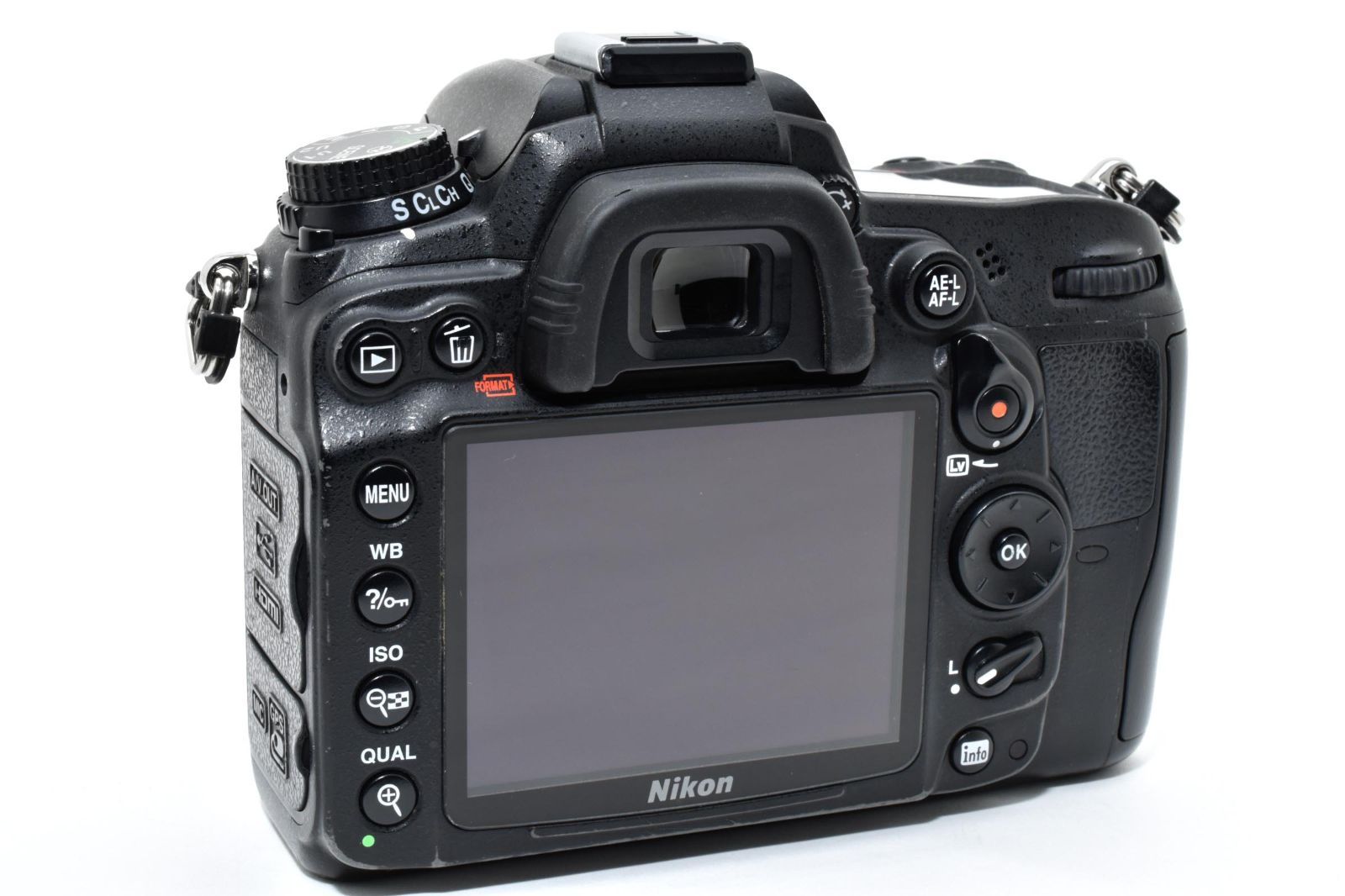 ☆良品☆ ニコン Nikon D7000 ボディ 《ショット数18252回・バッテリー