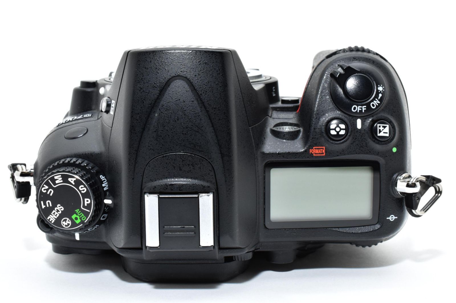 ☆良品☆ ニコン Nikon D7000 ボディ 《ショット数18252回・バッテリー