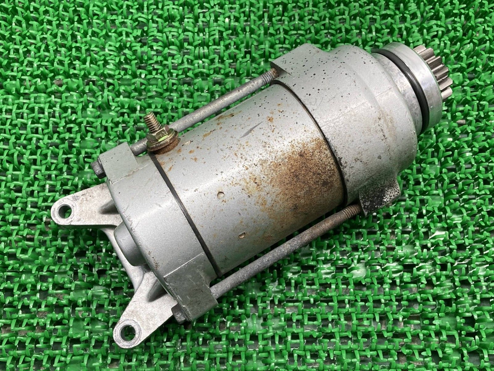 ドラッグスター1100 セルモーター SM-13 VP10J ヤマハ 純正 中古 VP10J ジャンク XVS1100 DS1100 スターターモーター Jc ドラッグスター1100 セルモーター SM-13 VP10J ヤマハ 純正 中古 VP10J