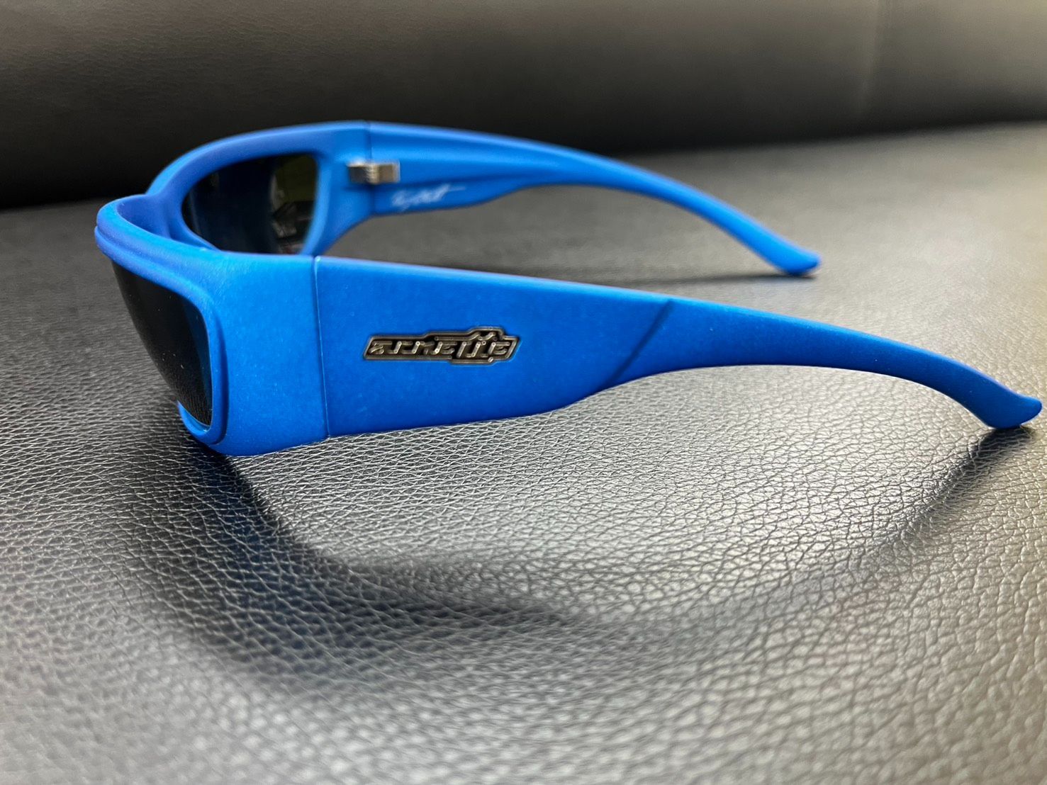 arnette アーネット サングラス UPTOWN カラー:ブルー arnette アーネット サングラス UPTOWN カラー:ブルー