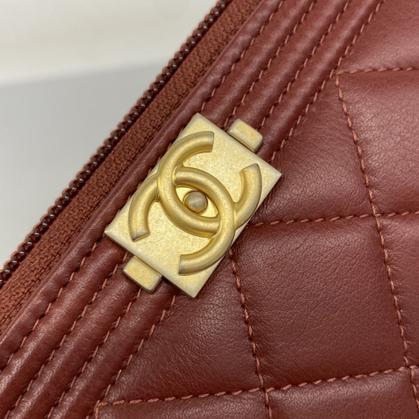 シャネル(Chanel) シャネル 長財布 ボーイシャネル ラムスキン