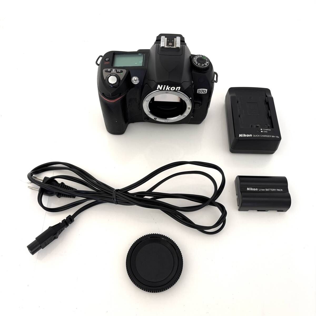 Nikon D70 Kit デジタル一眼レフカメラ　バッテリー ニコン】Nikon D70 デジタル一眼レフカメラ バッテリー 充電器付き