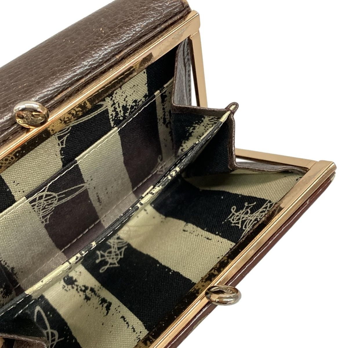 ヴィヴィアンウエストウッド 三つ折り がま口 エグゼクティブ オーブ ブラウン VivienneWestwood(ヴィヴィアンウエストウッド) 3つ折り財布