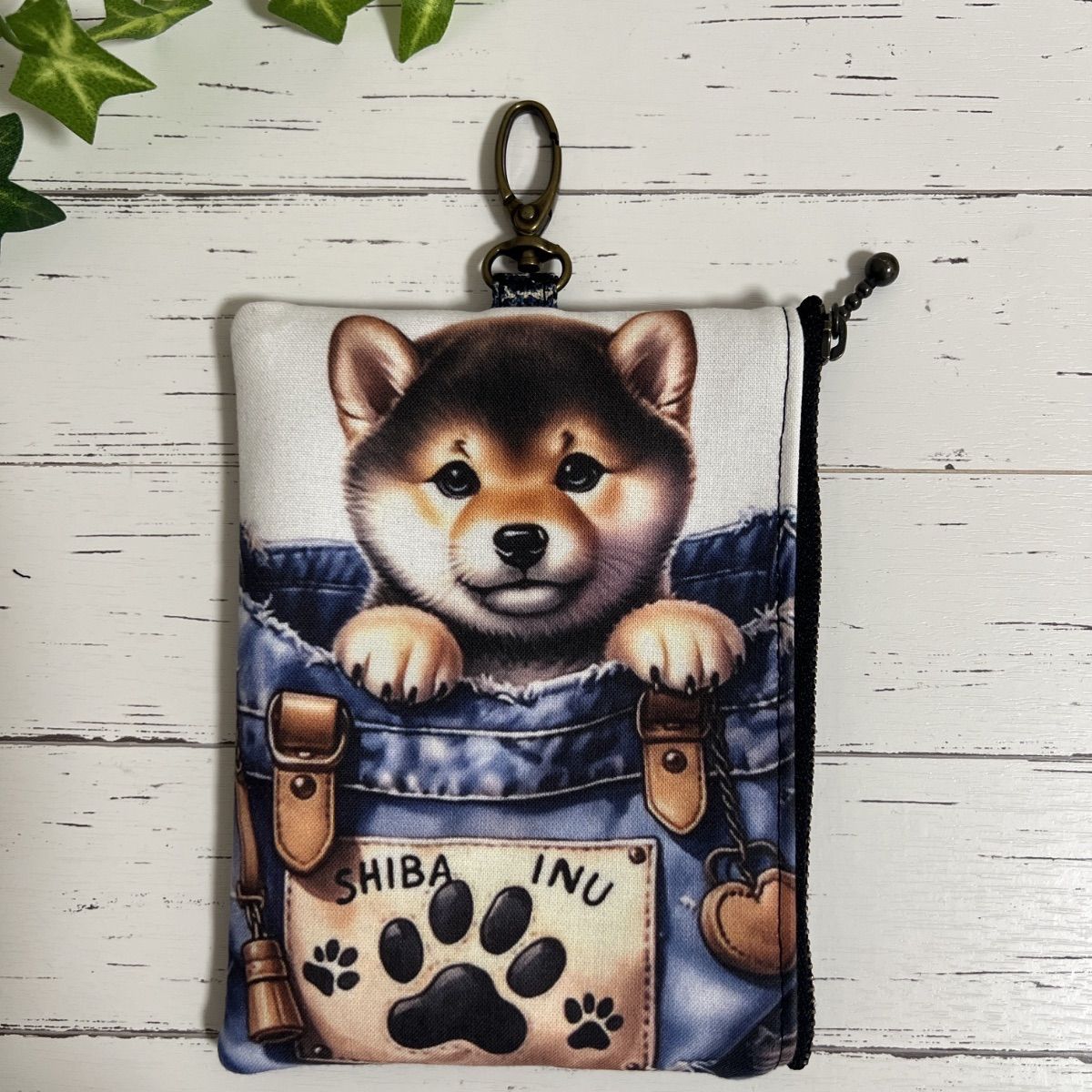 柴犬 フラットポーチ ハンドメイド - メルカリ