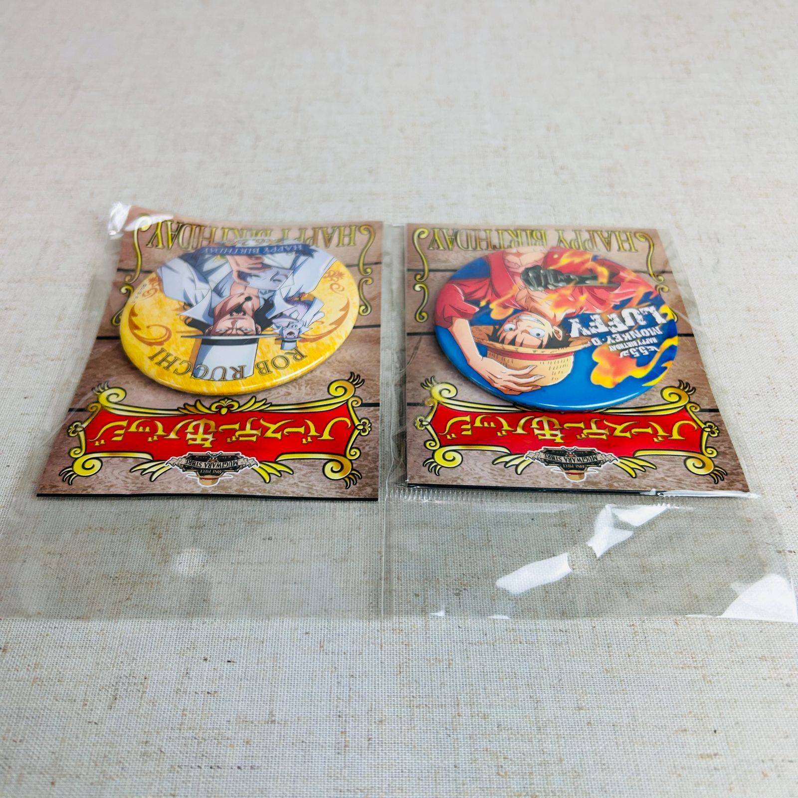 未開封品】ワンピース 麦わらストア限定 バースデー缶バッジ ルフィ