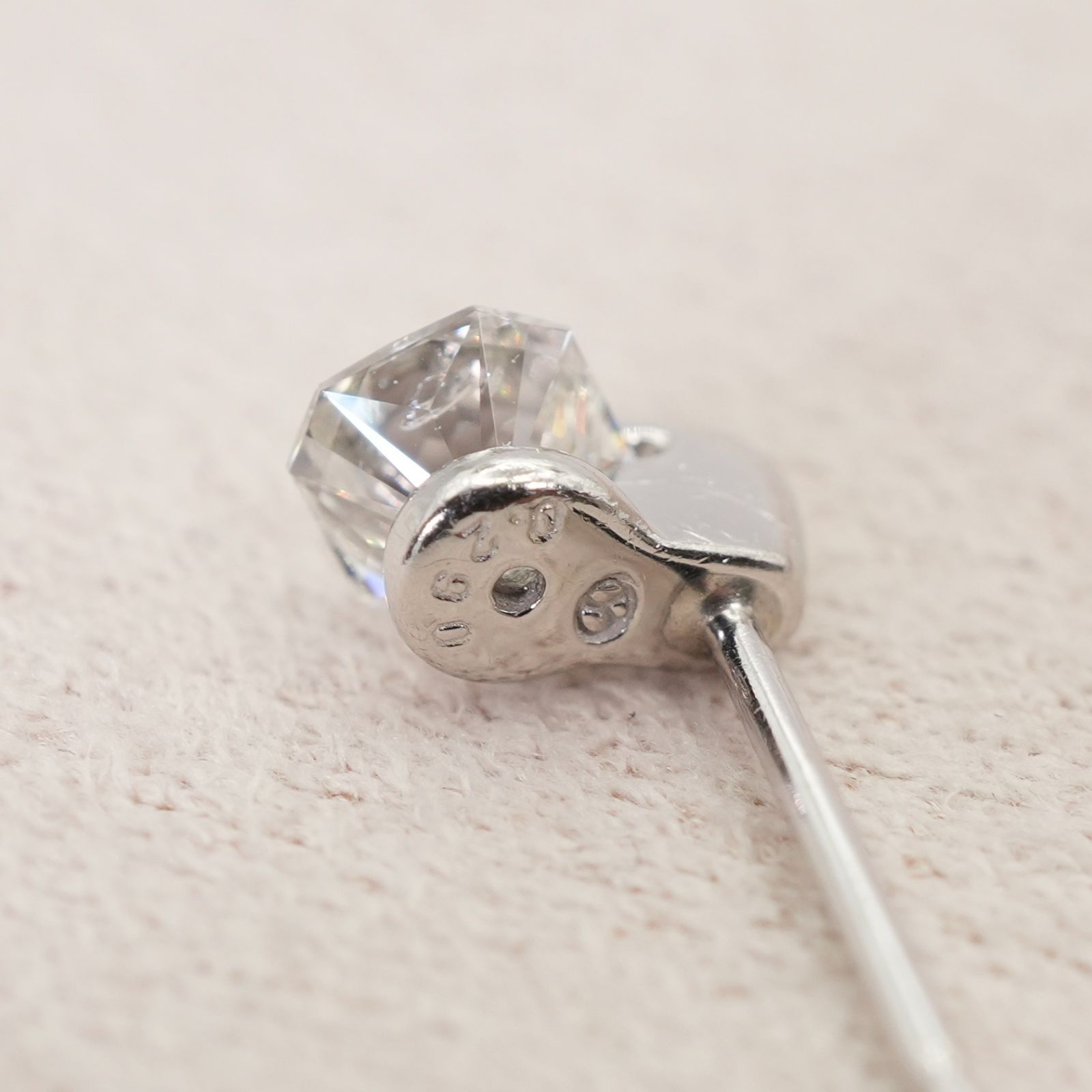 T*T様 Pt900 天然ダイヤモンド0.28ct 片耳ピアス ダイヤモンドピア T*T様 Pt900 天然ダイヤモンド0.28ct 片耳ピアス ダイヤモンドピア