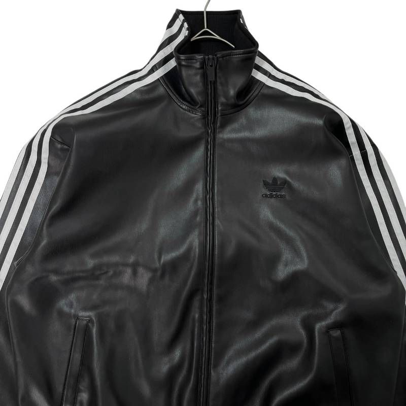 7578 adidas フェイクレザー ルーズ FB トラックジャケット XL - メルカリ
