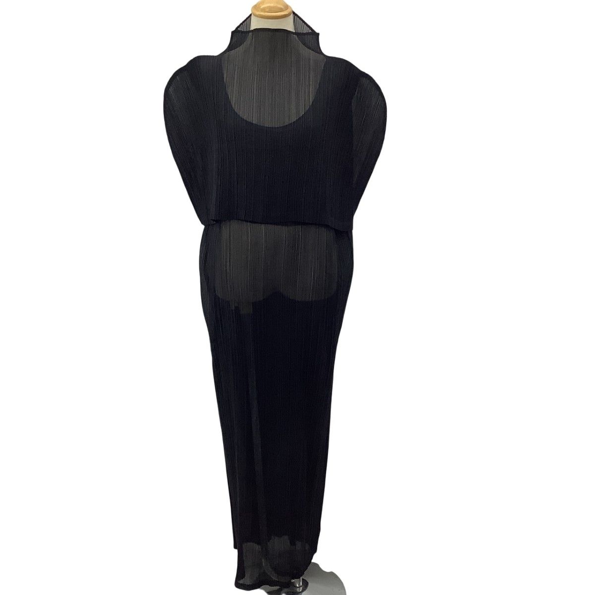 me byMIYAKE ISSEY 変形立体プリーツワンピース ISSEY MIYAKE イッセイミヤケ プリーツ 変形 ワンピース SIZE L IM61