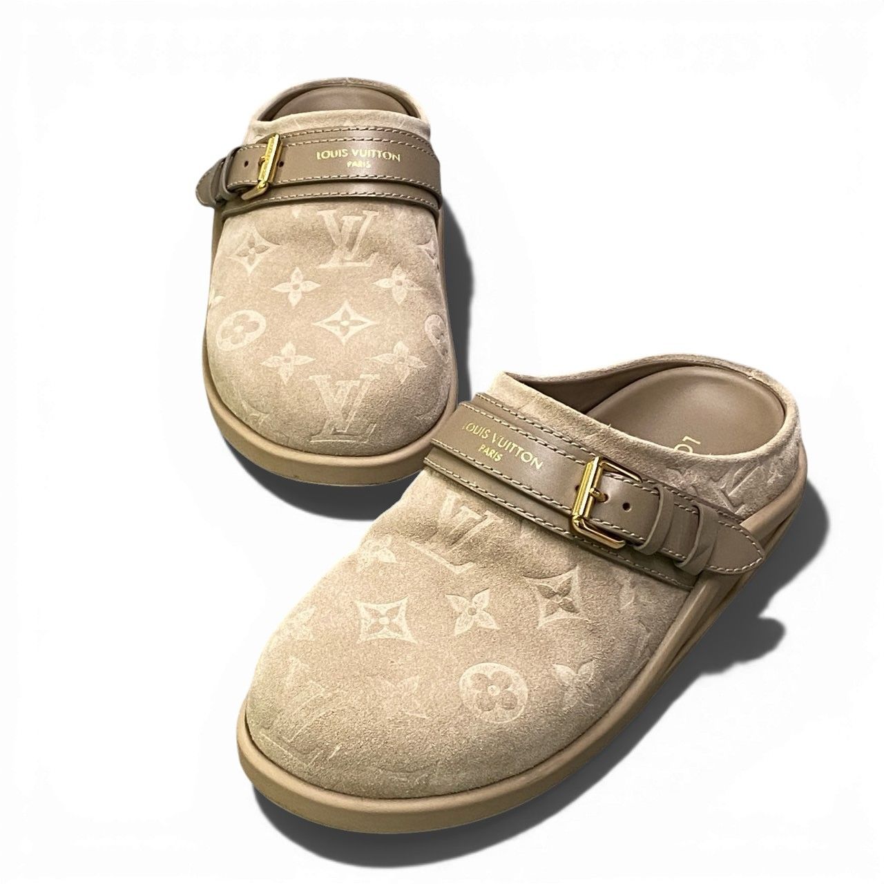 Louis Vuitton ロゴ付きサンダル ベージュ Louis Vuitton ロゴ付きサンダル ベージュ