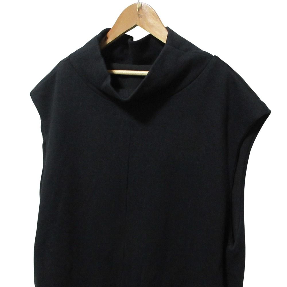 ヨウジヤマモト　黒 ノースリーブ ハイネック フレアワンピース ヨウジヤマモト黒 ノースリーブ ハイネック フレアワンピース